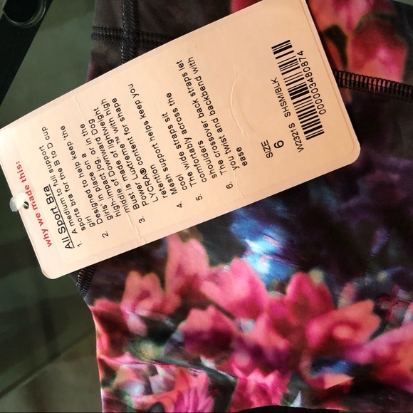 NWT Hydrangea Print Lululemon Capri Leggings & Bra - Picture 2 of 3
